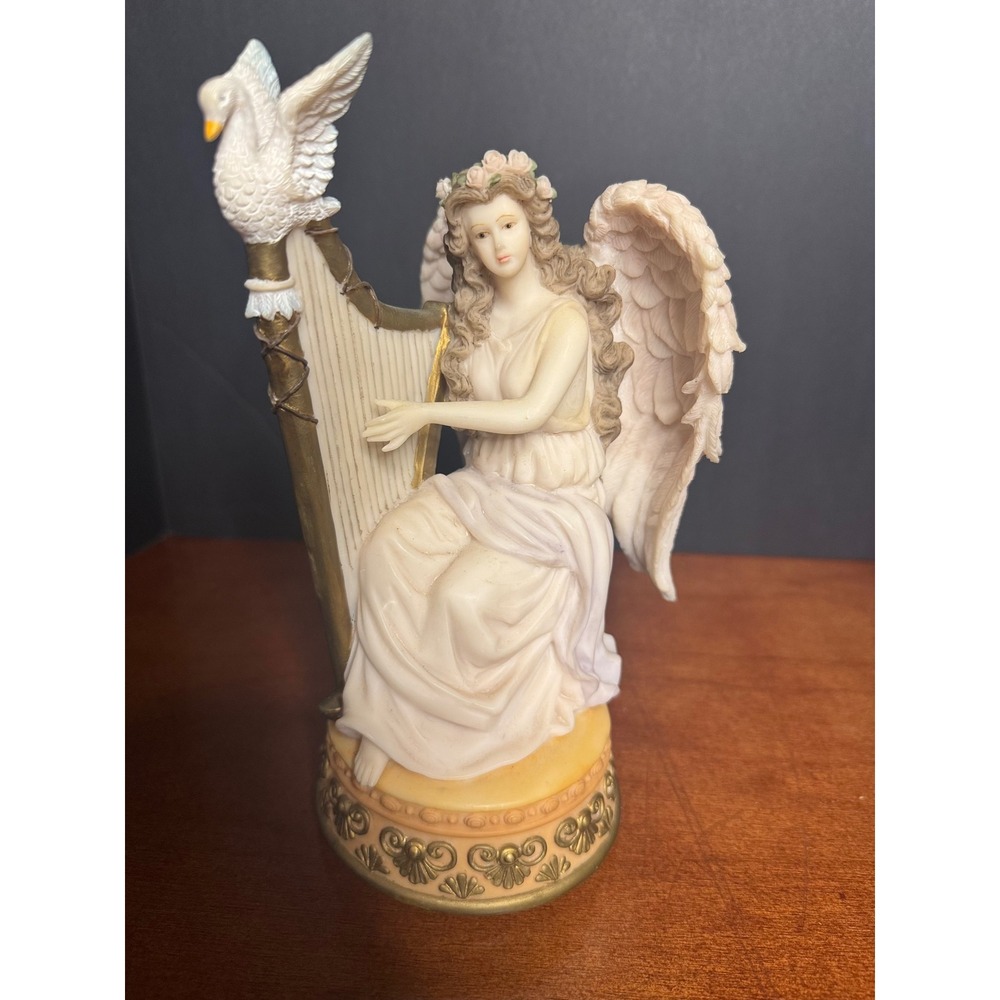 Westland Angel Wings Sweet Lullaby Musical Figurine 1996 Greensleeves Harp Swan